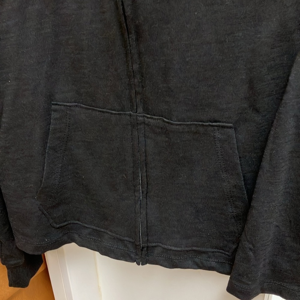 Lightweight Zip Up - Picture 3 of 4
